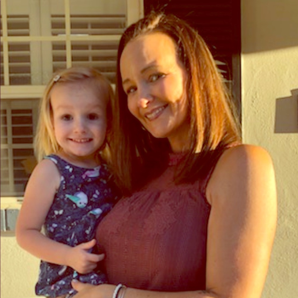 Meet your Posher, Nicole